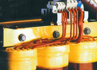 Tout savoir sur les Transformateurs Électriques Monophasés